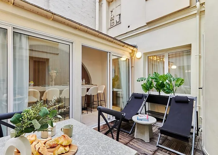 Terrace Trocadero Eiffel Tower By Prestige * Paris